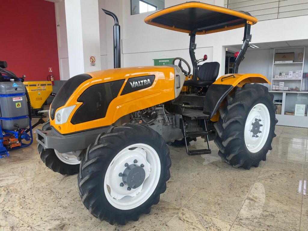 Valtra A650 - ANO: 2015
